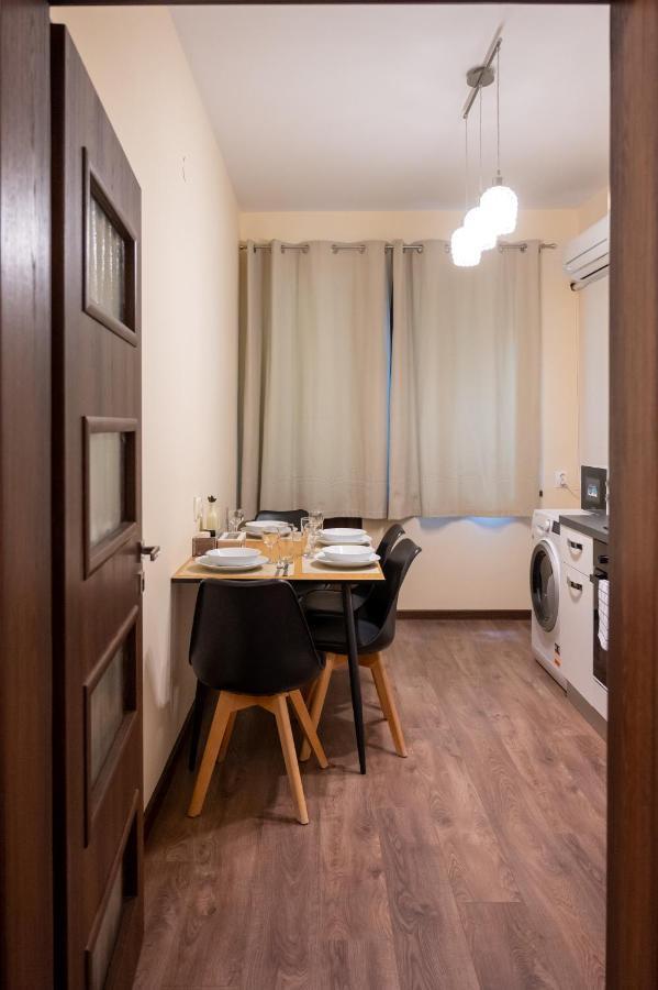 Design 1Bdr Apartment In Top Center - Free Parking София Экстерьер фото